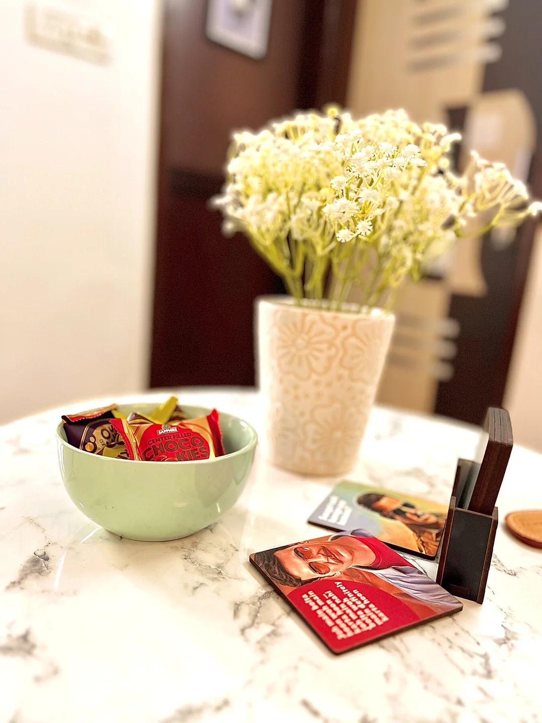 Bollywood-inspired welcome games and decorative details